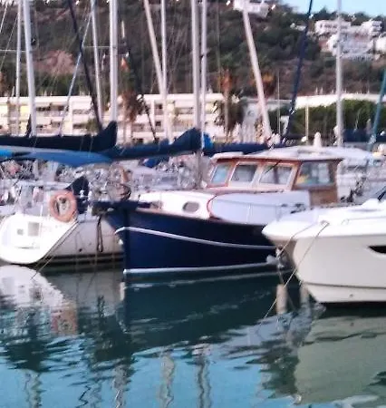 Luxury 45 *